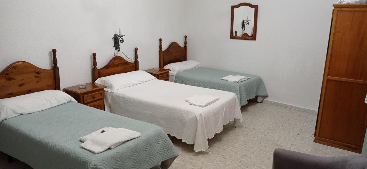 Hostal Gran Capitan Bargas Exteriér fotografie